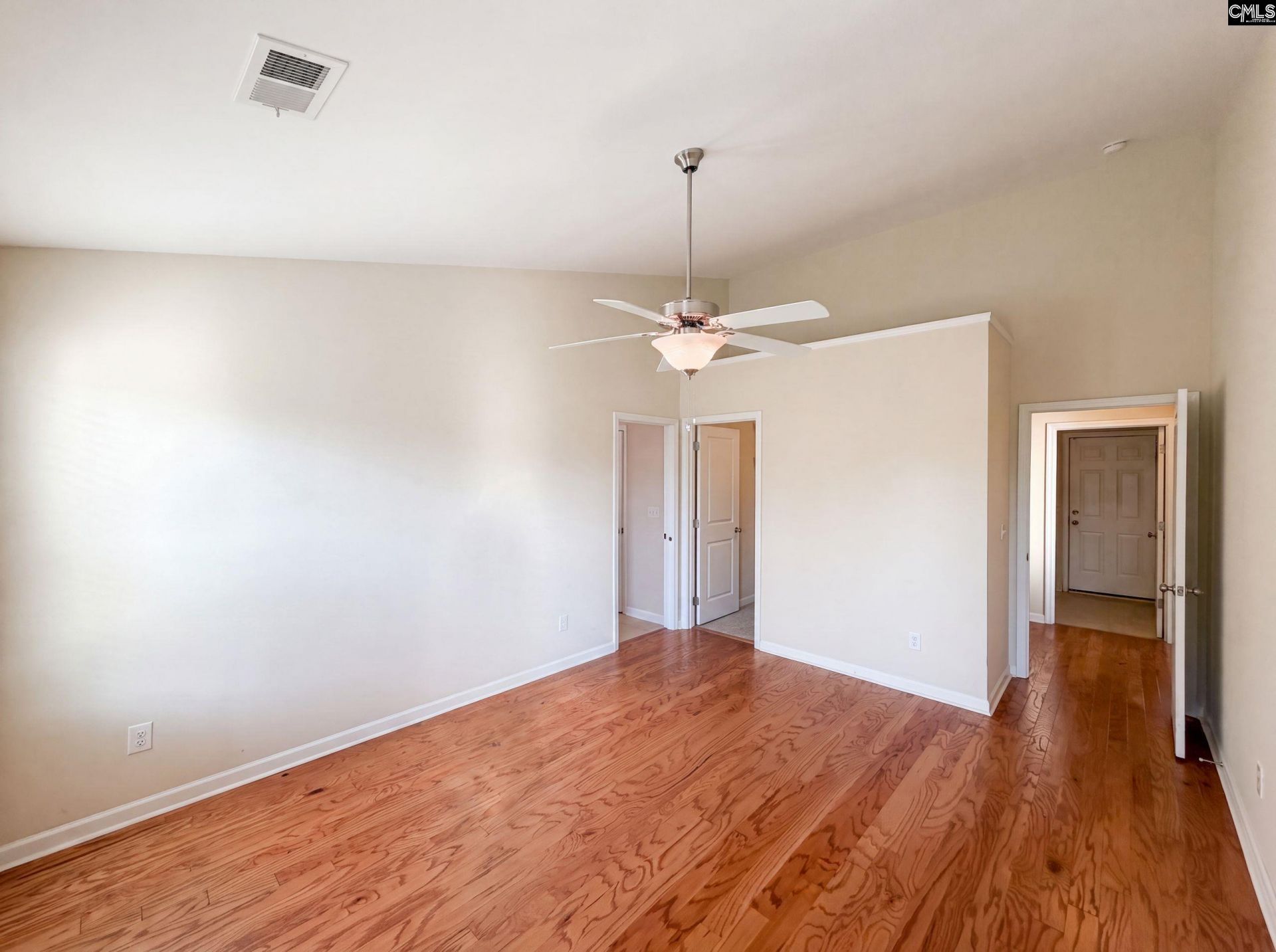 152 Castlefield Drive  Photo 16