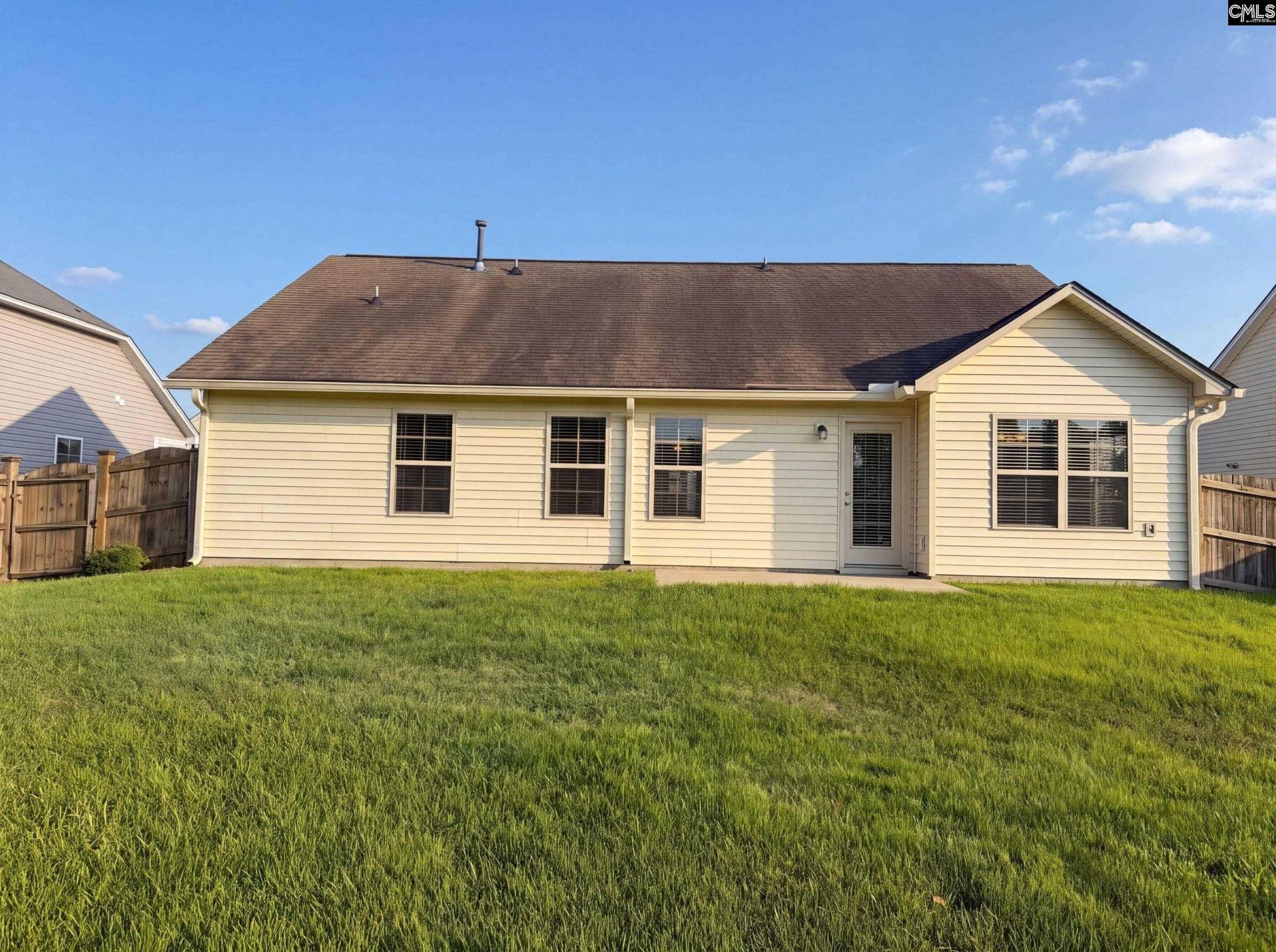 152 Castlefield Drive  Photo 5