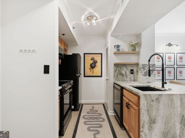 795 Hammond Drive, Unit 603, Sandy Springs, GA 30328