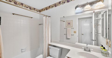8024 Deer Lake Dr, Sacramento, CA 95823 Photo