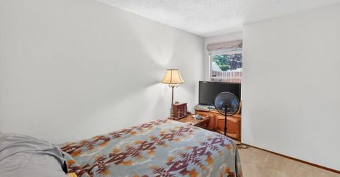 8024 Deer Lake Dr, Sacramento, CA 95823 Photo