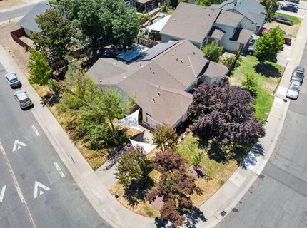 8024 Deer Lake Dr, Sacramento, CA 95823 Photo