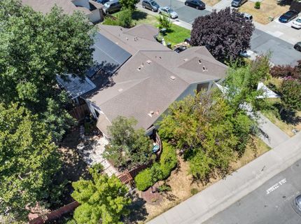 8024 Deer Lake Dr, Sacramento, CA 95823 Photo
