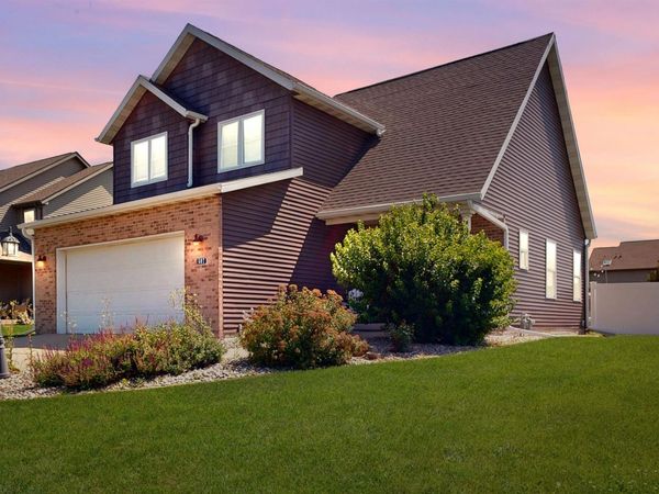 607 AGNES Street, Washington, IL 61571