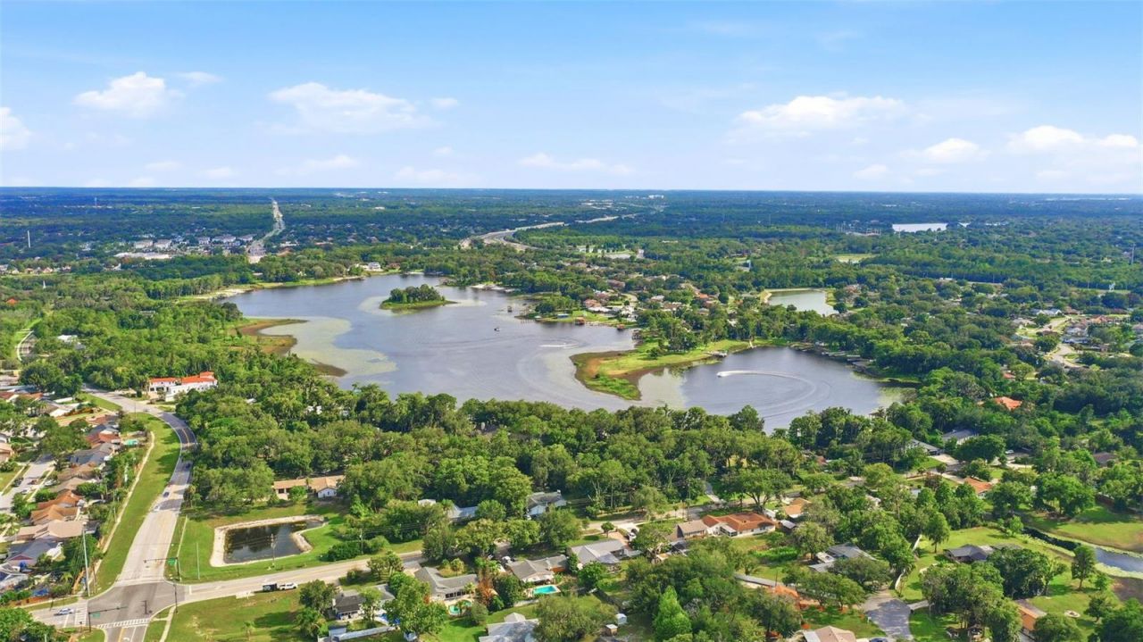 9813 Lake Georgia Drive, Orlando, FL 32817 Photo