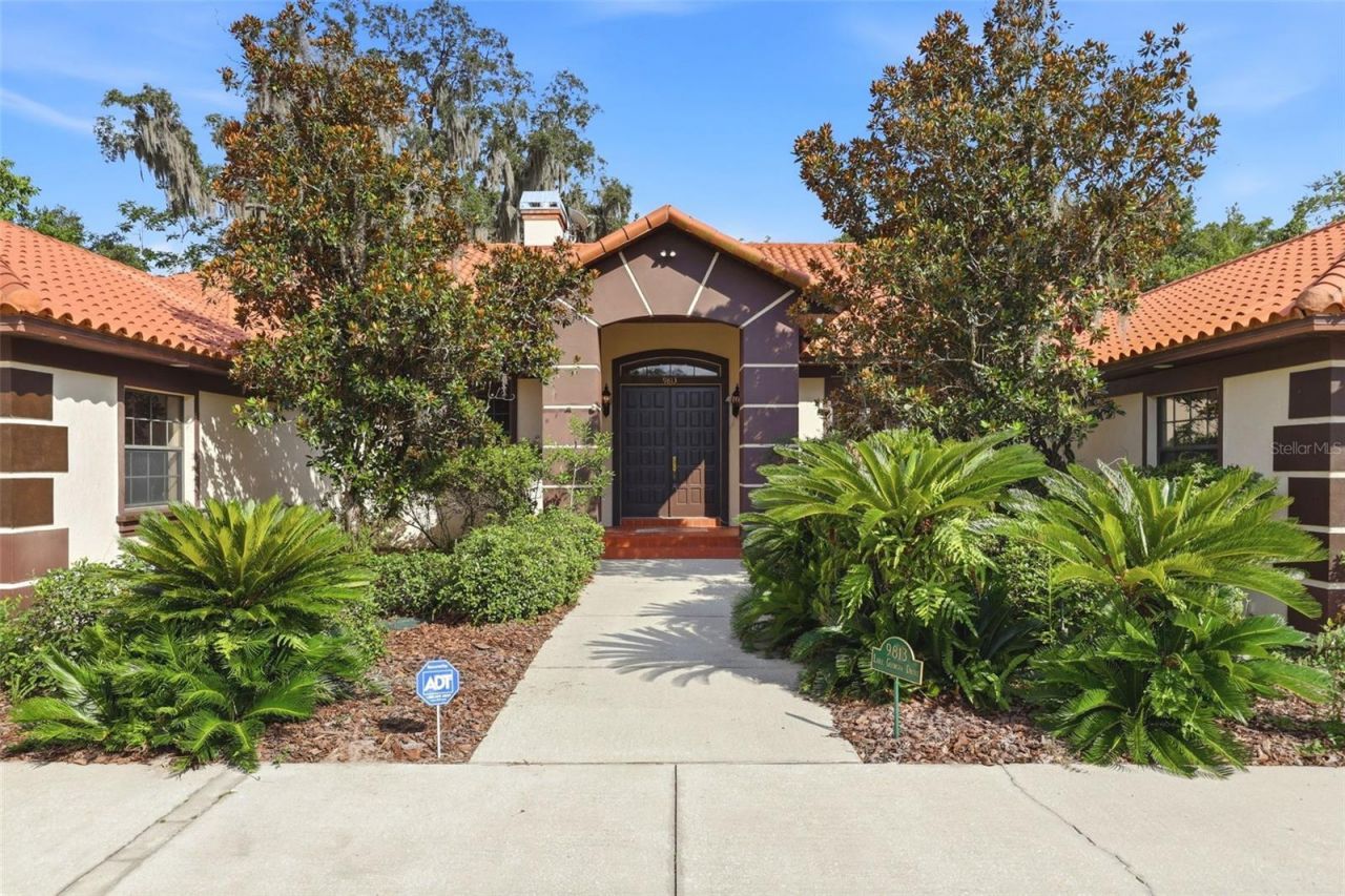 9813 Lake Georgia Drive, Orlando, FL 32817 Photo