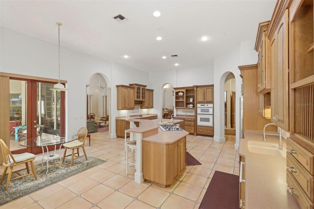 9813 Lake Georgia Drive, Orlando, FL 32817 Photo