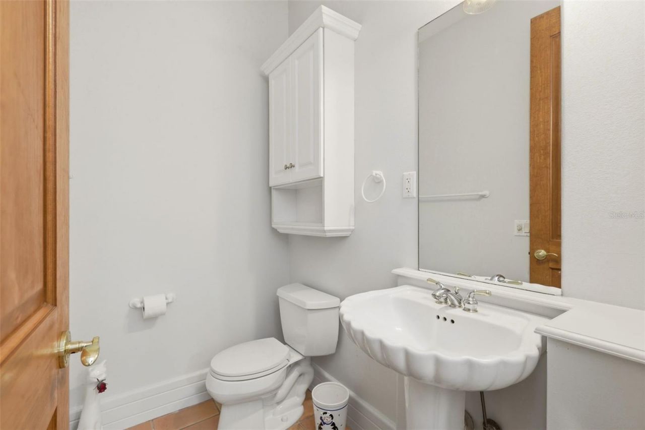 9813 Lake Georgia Drive, Orlando, FL 32817 Photo