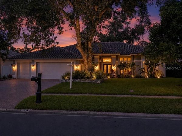 126 OLD OAK CIRCLE, PALM HARBOR, FL 34683