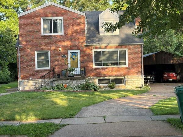48 Greendale Drive , St Louis, MO 63121