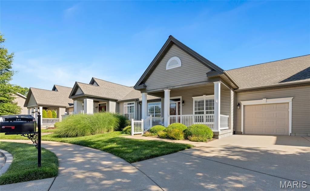 253 Meadows Of Wildwood Boulevard , Grover, MO 63040 Main Photo