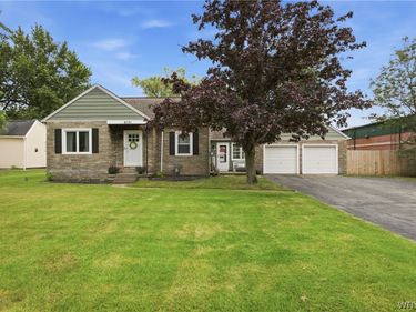 6531 Michael Road, Orchard Park, NY 14127
