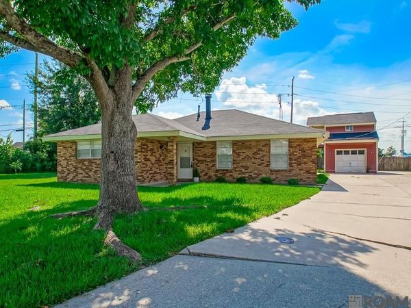 334 Ormond Village Drive, Destrehan, LA 70047