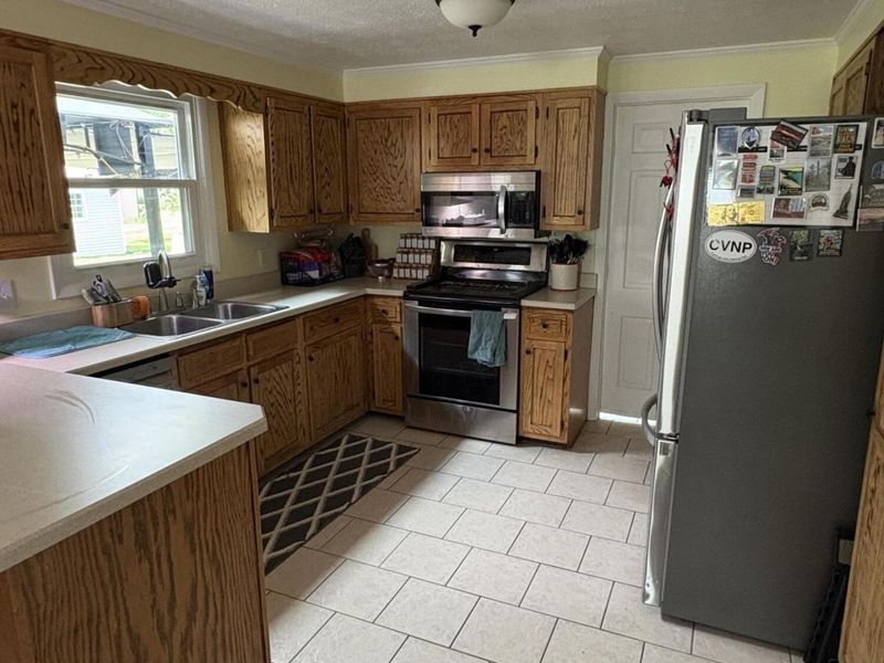 5042 Daisy Lane, Lima, OH 45807 Photo 13