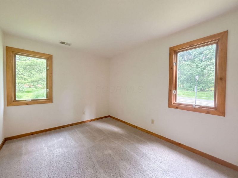 399 Hickory Lane, Westerville, OH 43081 Photo 4