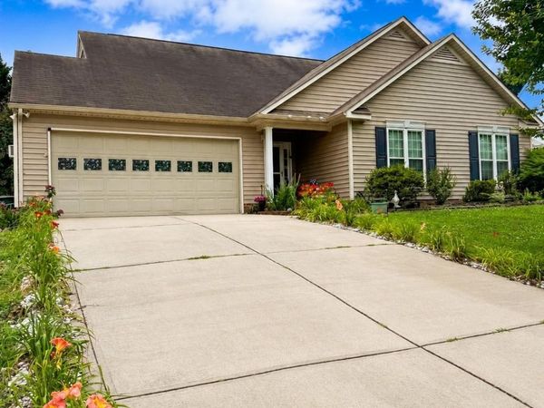 2855 Eagle View Place NW, Concord, NC 28027