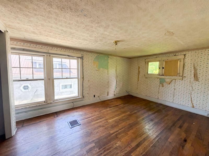 2670 Fern Avenue, Columbus, OH 43211 Photo 15