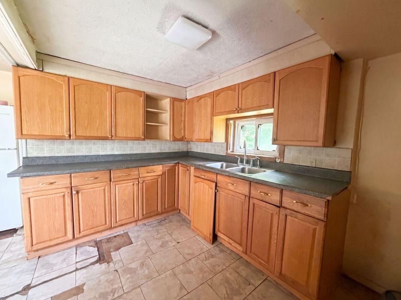 2670 Fern Avenue, Columbus, OH 43211 Photo 2