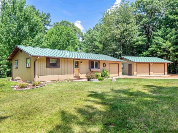 N3587 Deer Circle, Wautoma, WI 54982