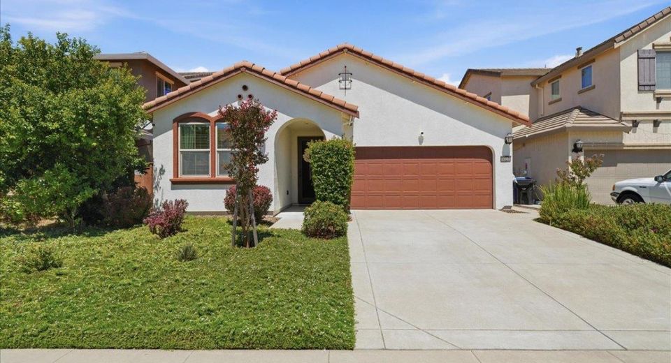 9327 Wild Lilac Cir, Sacramento, CA 95829 Photo