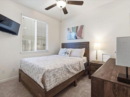 9327 Wild Lilac Cir, Sacramento, CA 95829 Photo