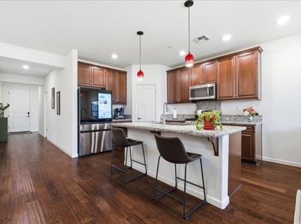 9327 Wild Lilac Cir, Sacramento, CA 95829 Photo