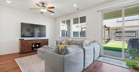 9327 Wild Lilac Cir, Sacramento, CA 95829 Photo