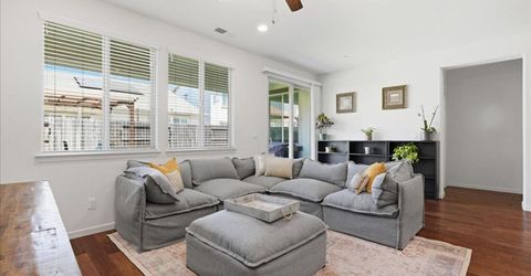 9327 Wild Lilac Cir, Sacramento, CA 95829 Photo