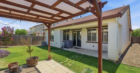 9327 Wild Lilac Cir, Sacramento, CA 95829 Photo