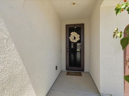9327 Wild Lilac Cir, Sacramento, CA 95829 Photo
