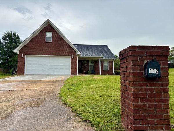 112 Apple Blossom Rd, Saltillo, MS 38866