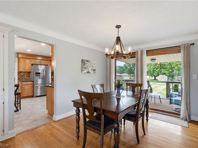 855 Nemet Drive, Seven Hills, OH 44131 Photo 7