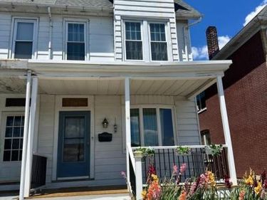 1821 HAY TERRACE, EASTON, PA 18042