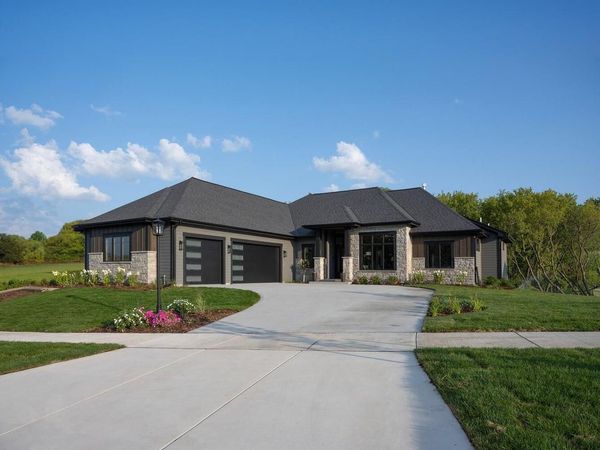 4077 Hawthorn Farm COURT, Nashotah, WI 53058