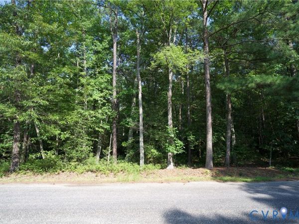 5901 Richland Road , Chesterfield, VA 23832