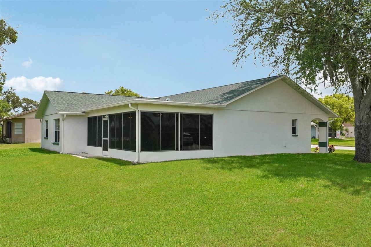 10735 Buckfield Drive , Port Richey, FL 34668 Photo