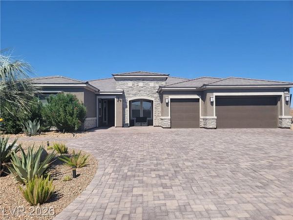 8740 S Pioneer Way , Las Vegas, NV 89113