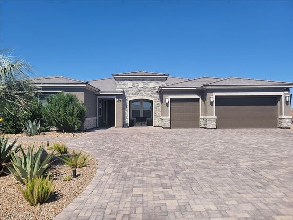 8740 S Pioneer Way , Las Vegas, NV 89113