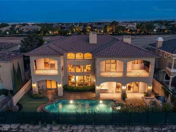 9724 Verlaine Court, Las Vegas, NV 89145