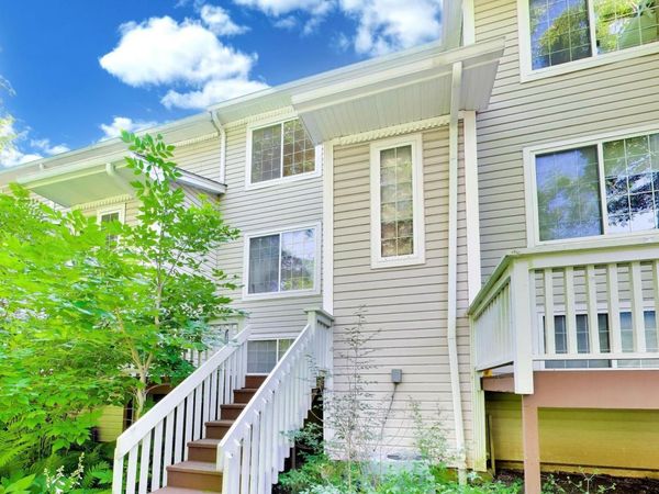 261 W Whispering Oaks Lane , Unit 30-5, Round Lake, IL 60073