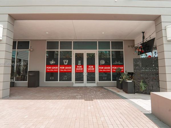 7885 NW 107 ave , Unit 102, Doral, FL 33178