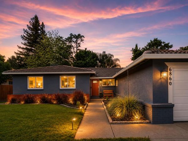 6860 Pocket Rd, Sacramento, CA 95831