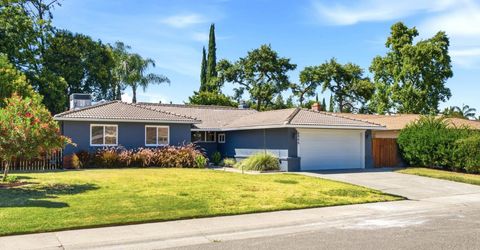 6860 Pocket Rd, Sacramento, CA 95831 Photo