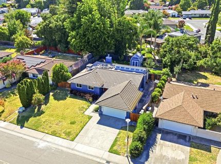 6860 Pocket Rd, Sacramento, CA 95831 Photo