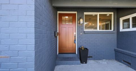 6860 Pocket Rd, Sacramento, CA 95831 Photo
