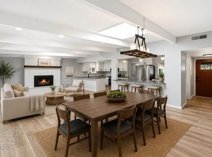 6860 Pocket Rd, Sacramento, CA 95831 Photo