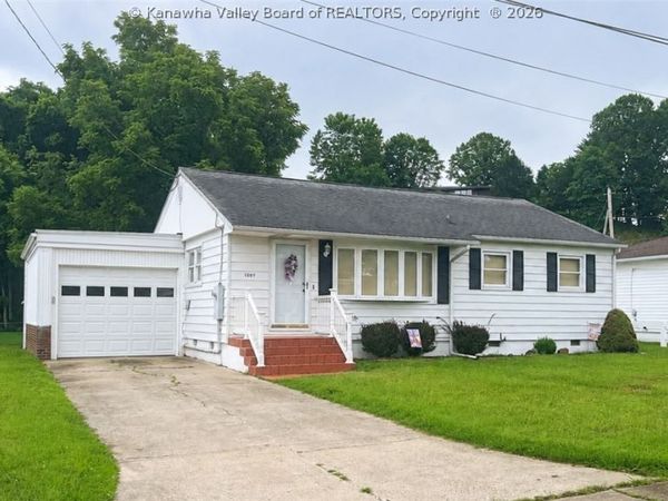 1207 Meadowbrook Drive, Point Pleasant, WV 25550