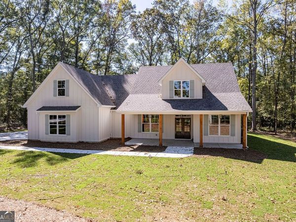 38 Puckett Station Drive, Unit 9, Moreland, GA 30259