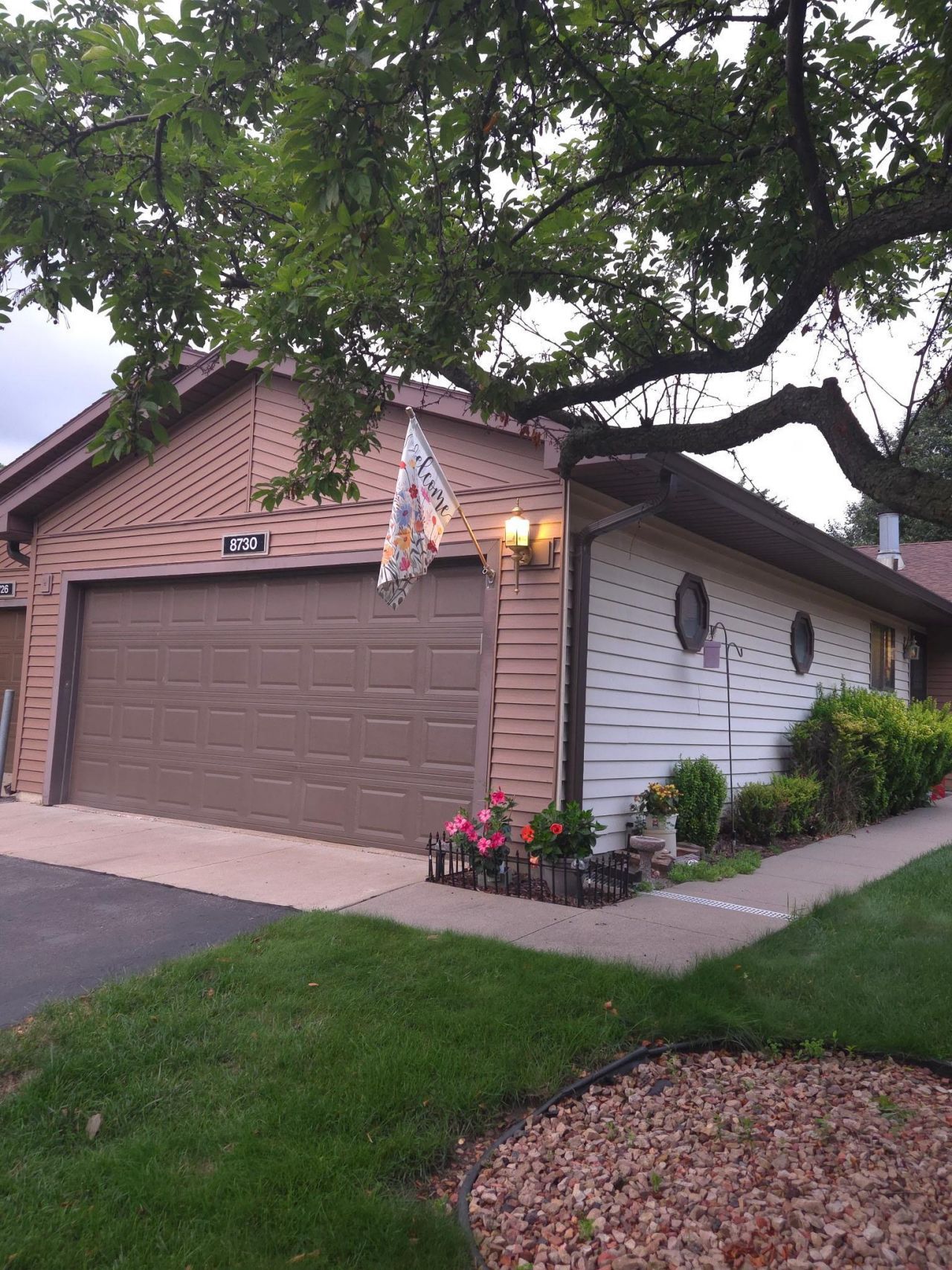 8730 134th Street W, Apple Valley, MN 55124