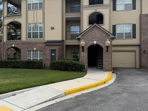 7800 POINT MEADOWS Drive, Unit 1431, Jacksonville, FL 32256